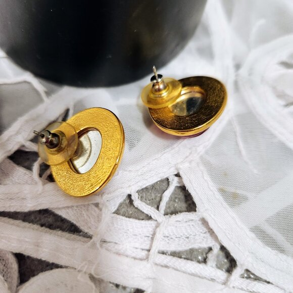 Red Costume Stud Earrings on Gold Tone Base Bright Bold Jewelry - Picture 8 of 8